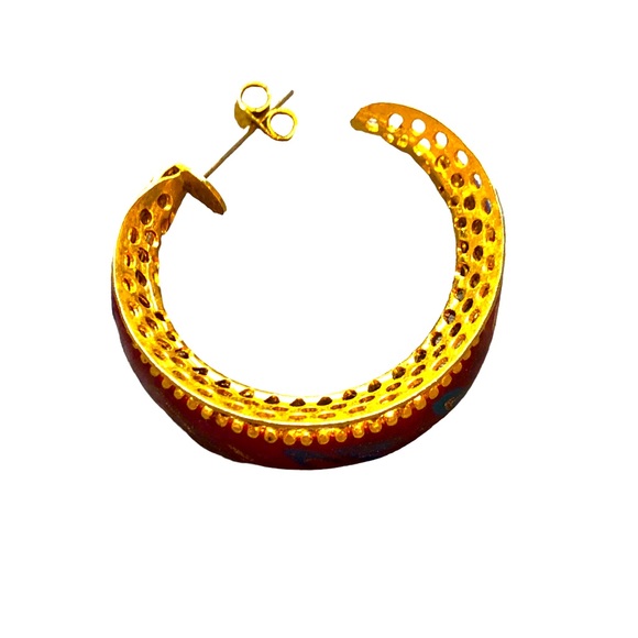 Cloisonné hoop earrings on Gold tone.  Vintage Preloved 1.25” diameter - Picture 5 of 8